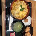 名古屋コーチン親子丼　塩麹唐揚セット(鶏三和 仙台三越 （とりさんわ）)