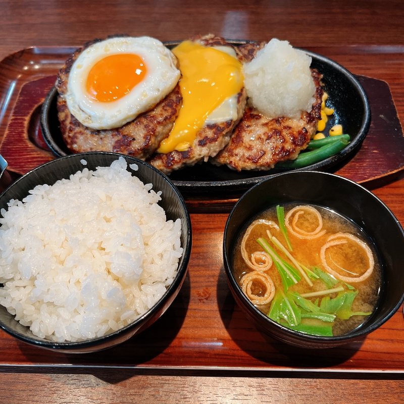 (Hamburg&curry 919 Quick 新橋駅SL広場前)