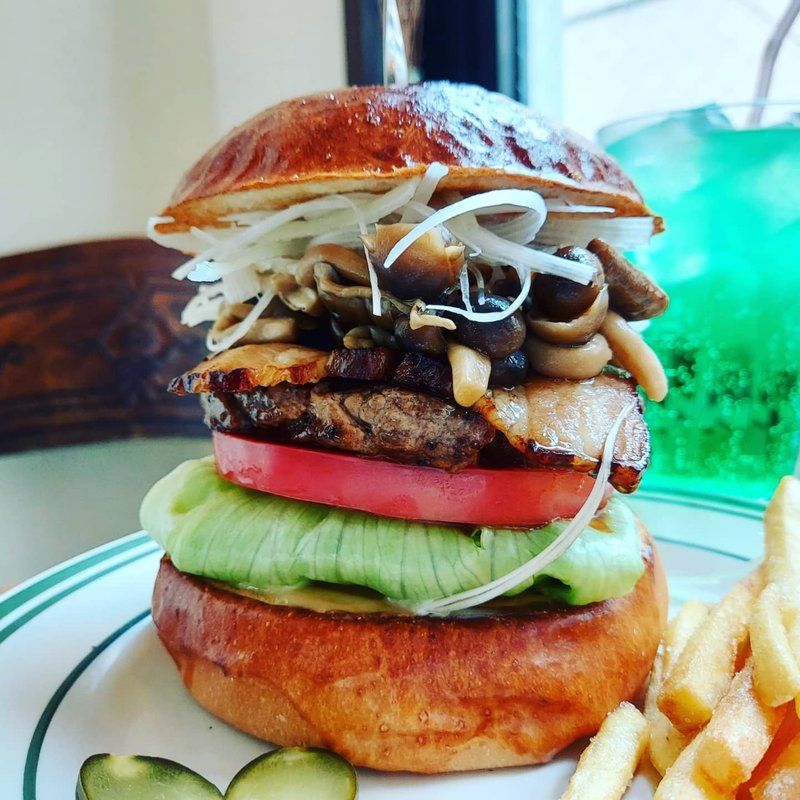 白髪ねぎとキノコバーガー＋ベーコン(ザ マンチーズ バーガーワークス （THE MUNCHIES BURGER WORKS）)
