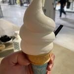 ミルキーソフトクリーム(生クリーム専門店 Milk なんばCITY店)
