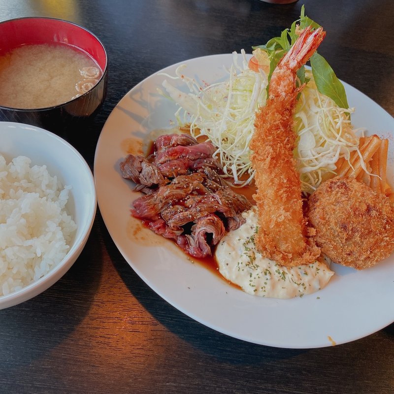 Bセット(洋食工房 レッドロック 元町店)