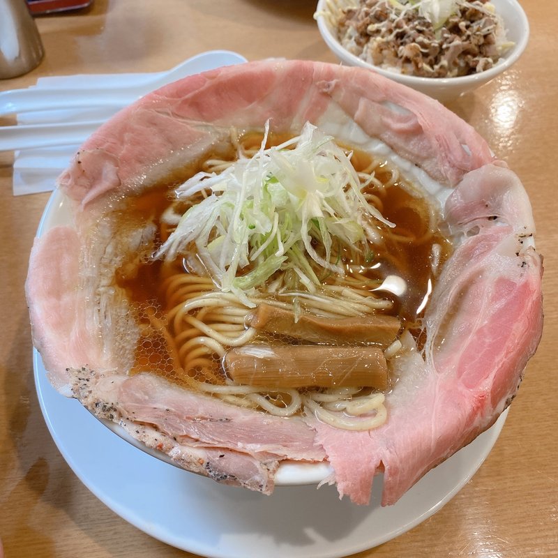 平和(ラーメン大戦争三宮店)