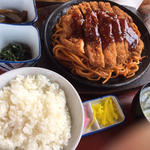 とんかつスパ定食 (鉄板ナポリタン)(食事&喫茶　西内 )