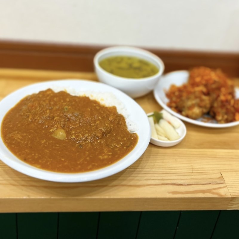 カレー&毛沢東フライドチキン(シャンウェイ　フライドマスター店)