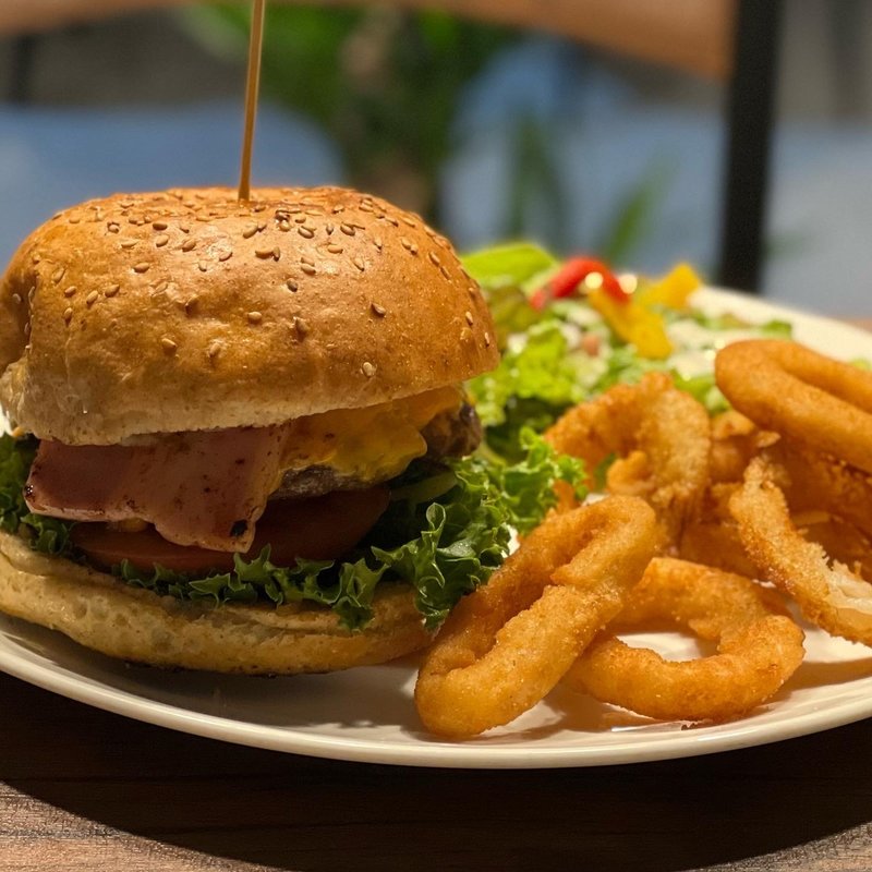 ベーコンチーズバーガー(Both Rich)