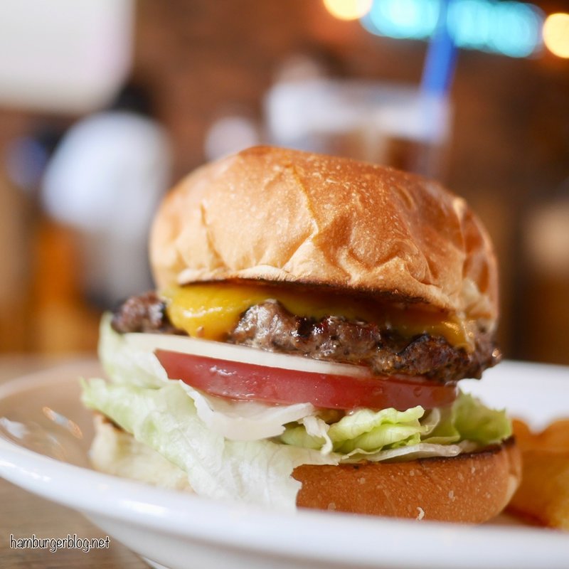 チーズバーガー(L.A.GARAGE 池尻大橋)