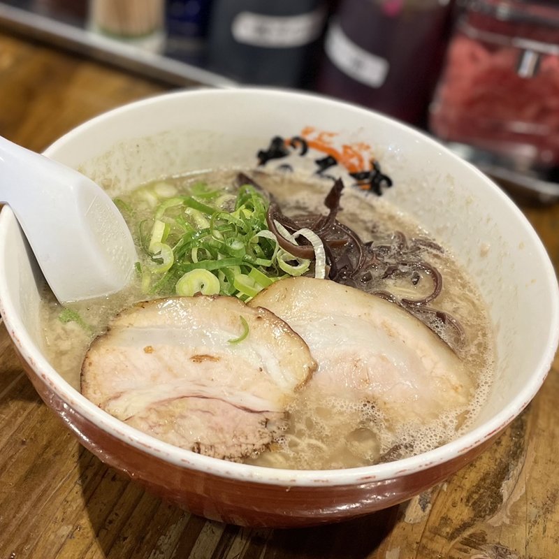 ラーメン(拉麵 元祖博多だるま博多デイトス店)