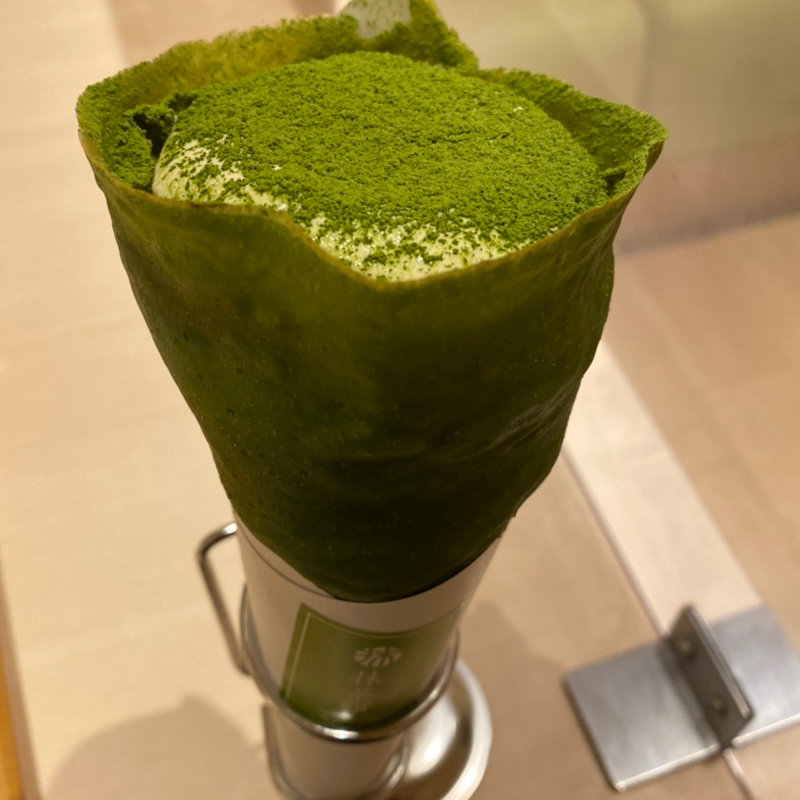 宇治抹茶ティラミスクレープ(ドリンクセット)(マッチャハウス 神戸ハーバーランドumie)