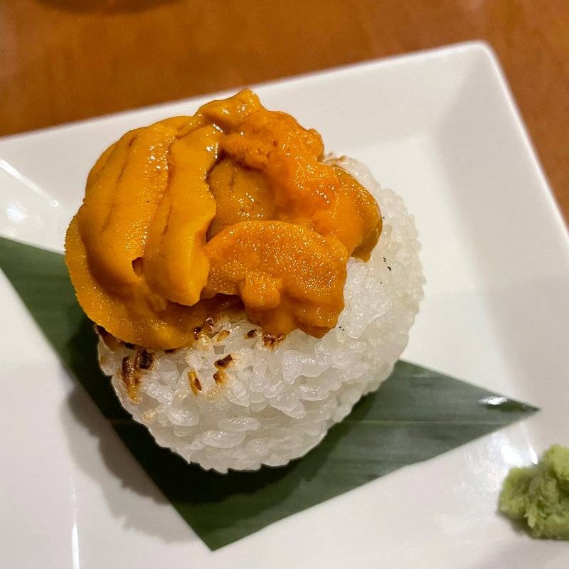雲丹焼きおにぎり(炭火焼 築地本鮪 あべにう 秋葉原店 )