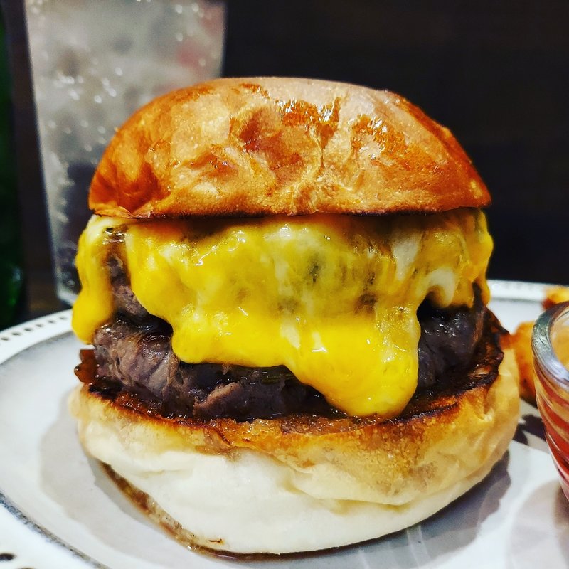 ミートラバーWチーズバーガー(Kokopelli)