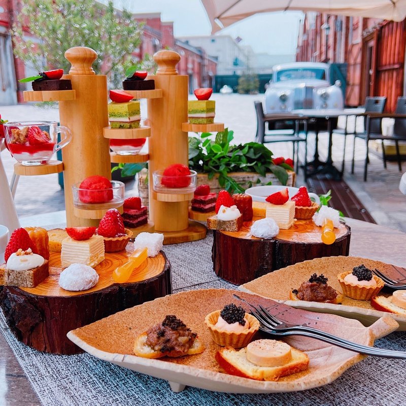 ラグジュアリーアフタヌーンティー(LA VIE 1923)