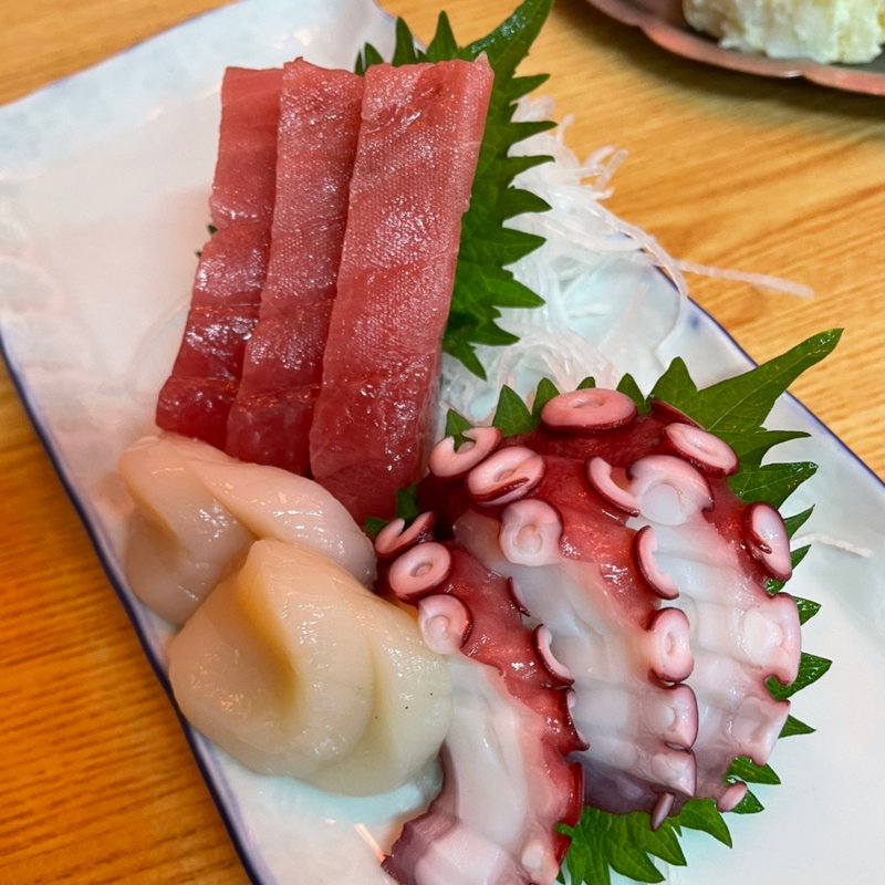 刺身盛り合わせ(丸大ホール)