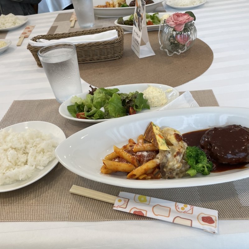 ハンバーグランチ(ラ・テラス　北野 )