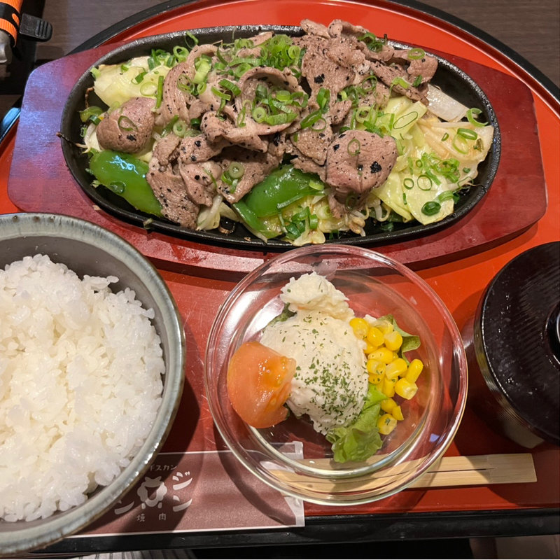 ジンギスカン定食(ジンジン)