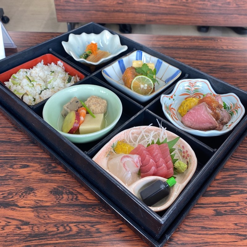 会席弁当(ホテルグリーンパーク津 )