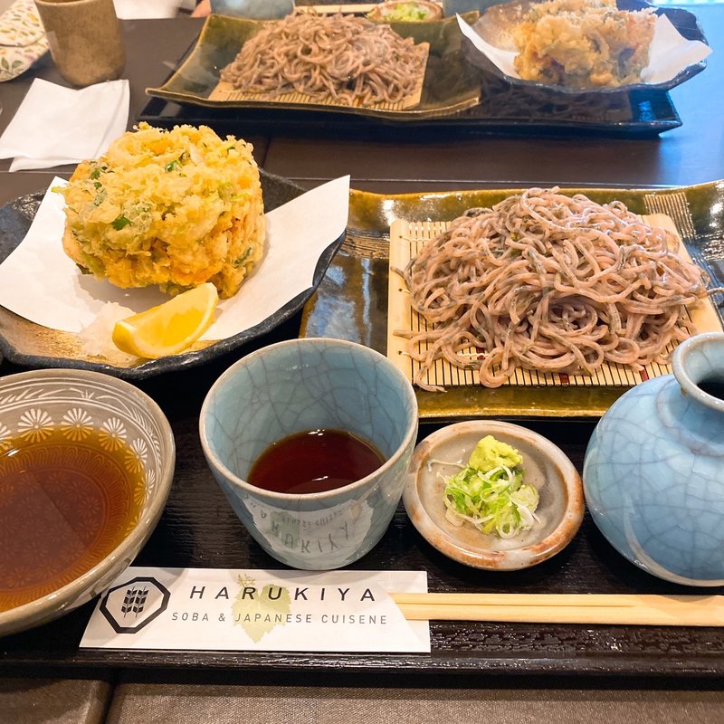 桜海老のかき揚げと桜切りせいろ(馳走蕎樂 はるきや)