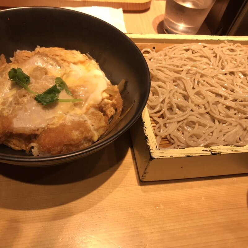 極みカツ丼セット（丼とお蕎麦小）(蕎麦きり みよた)