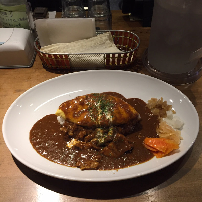 ビーフ×オムレツカレー(カレー屋 SUN)