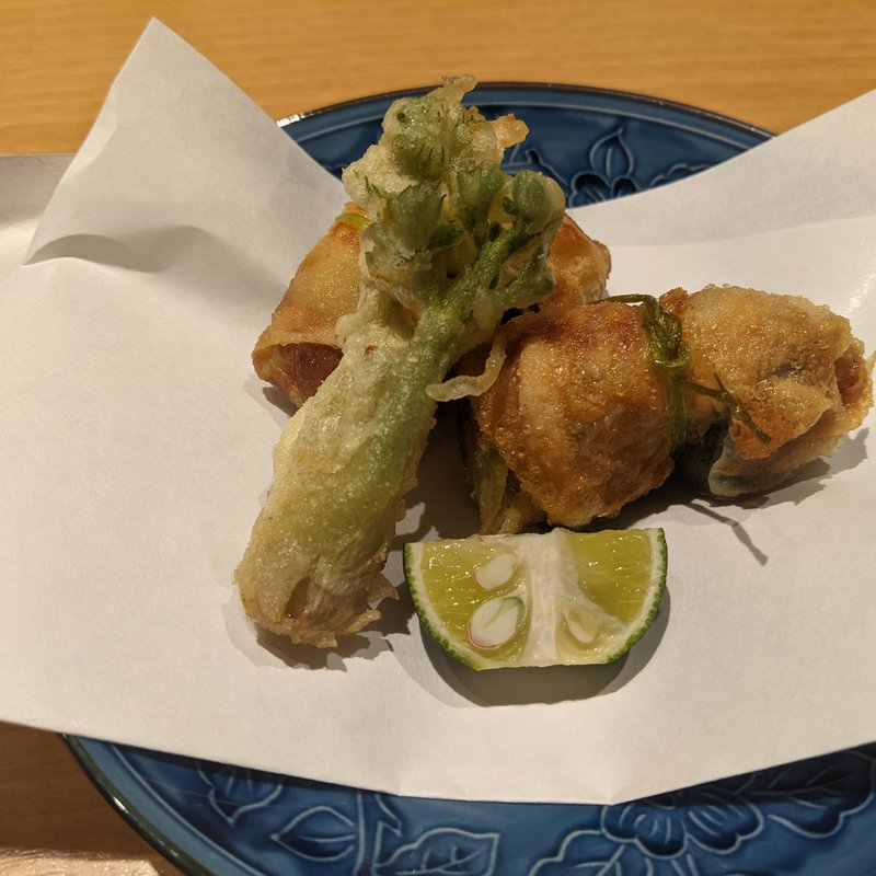 ヨモギ湯葉巻き(みこころや )