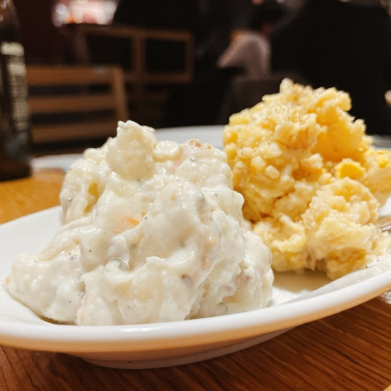 2種のポテトサラダ(Meet Meats 5バル 神保町店)