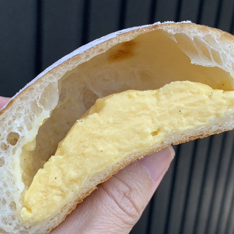 クリームパン(みやび亭)