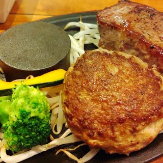 リブステーキ&赤身肉ハンバーグ(筋肉食堂 銀座コリドー店
)