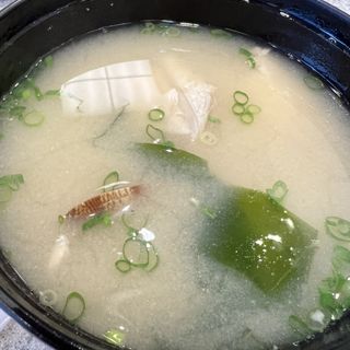 アラ汁とアサリのみそ汁(回転寿司みさき 武蔵小金井店)