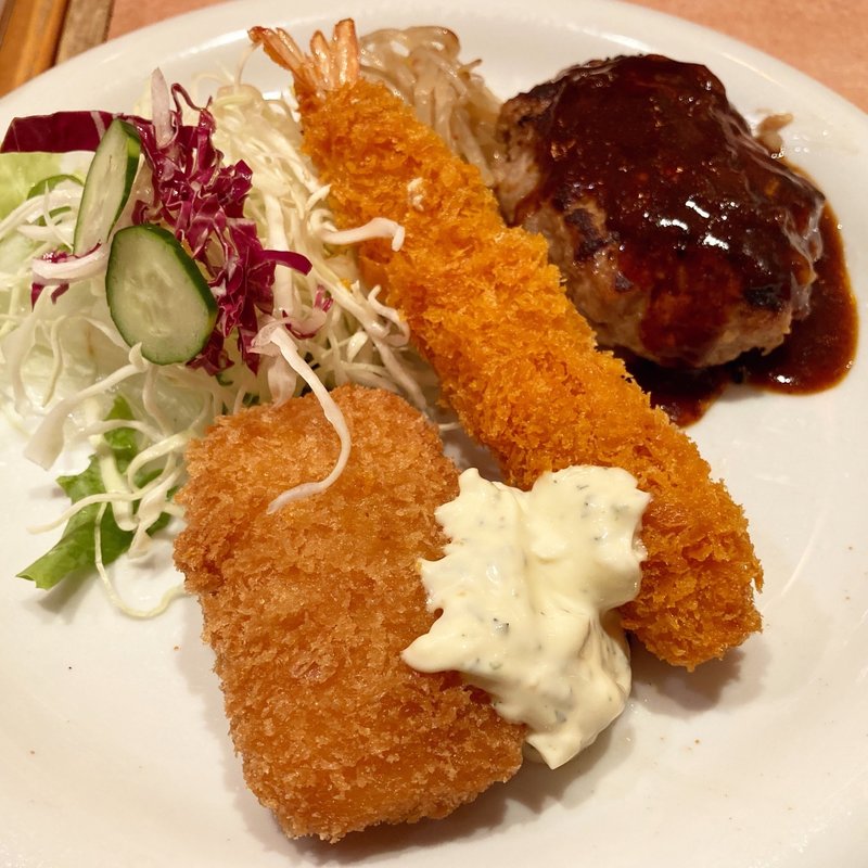 Aセット(バンビ 新宿サブナードレストラン街 )