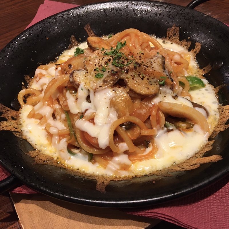 「焼き」ナポリタン(ハミングバード 仙台泉パークタウンタピオ （trattoria humming bird）)