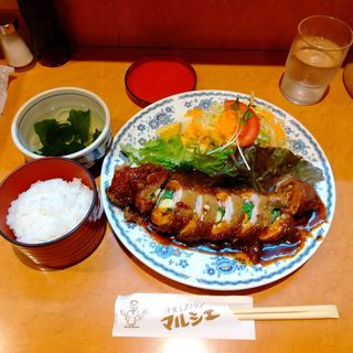 マルシェトンカツ定食(洋食レストラン マルシェ)