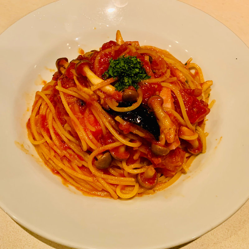 トマトソース ベーコンとナス・しめじ(パスタ キッチン （PASTA KITCHEN）)