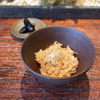 桜海老の炊き込みご飯、小茄子の浅漬け(Reconnaissance （ルコネッサンス）)