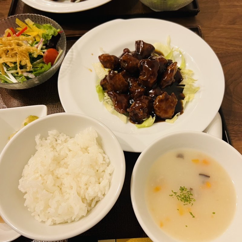 スブタランチ(中国料理 礼華 新宿店)