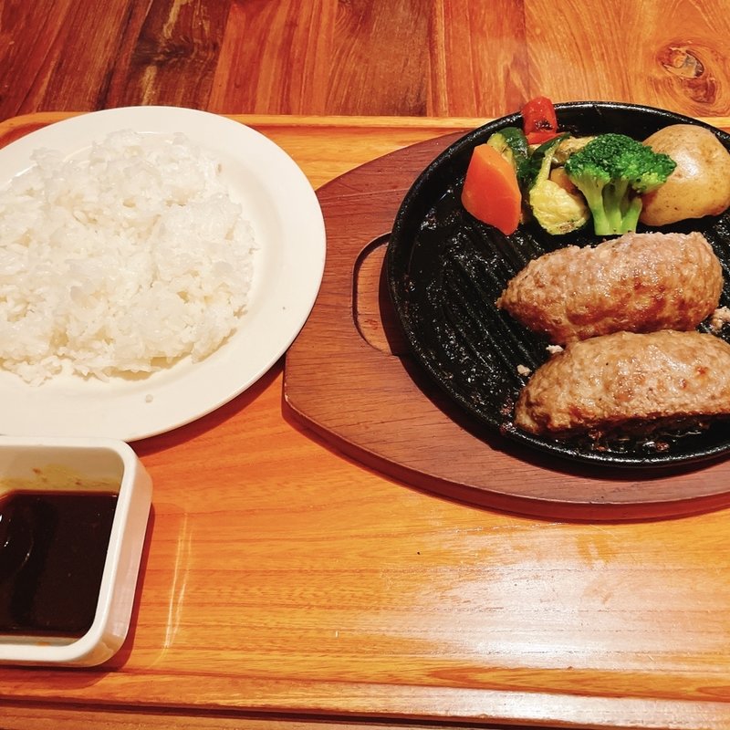 プレミアムハンバーグステーキ　レギュラーセット(いしがまやハンバーグ セブンパークアリオ柏)