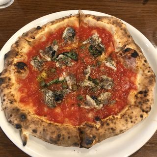 イワシとケッパーのピザ(Pizzeria 222)