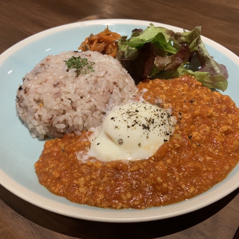 無水トマトカレー(ルナカフェ&ランドリー)