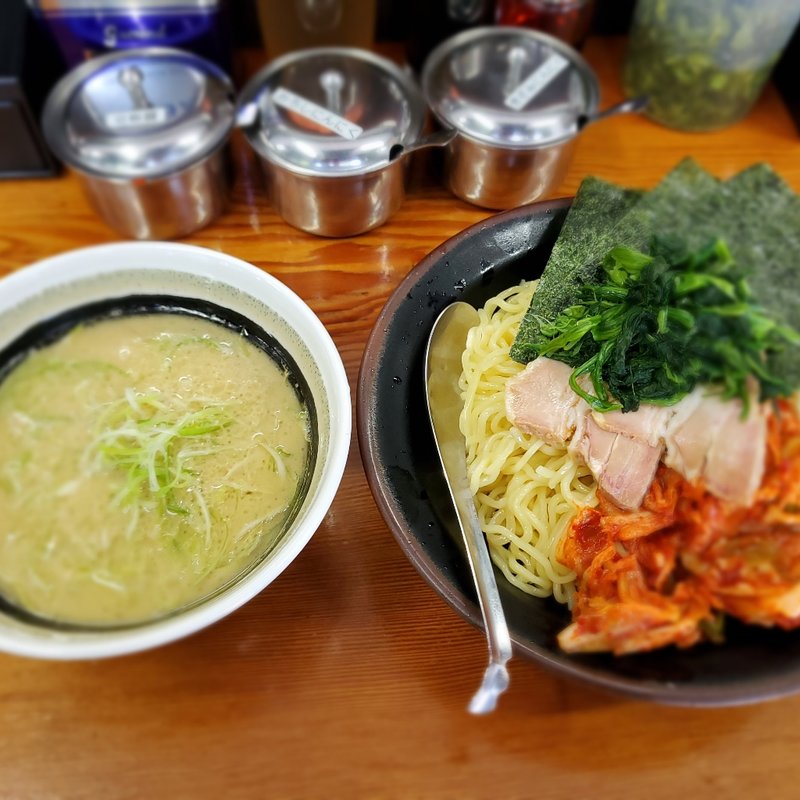 つけ麺　キムチトッピング(カマリヤ大将)