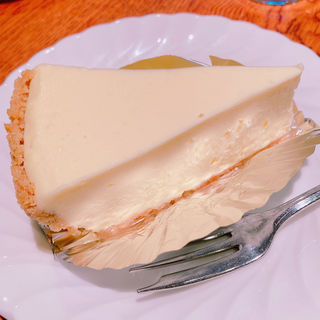 チーズケーキ(フィリップス　ガーデン　カフェ新宿店 )