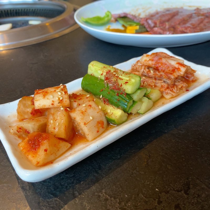 キムチ盛り合わせ(羅羅亭 （ララテイ）)