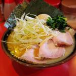 特製ラーメン　中盛り(どんとこい家 )