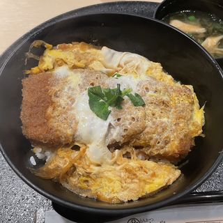 かつ丼（ヒレ）(とんかつ まい泉食堂 グランスタ東京店)