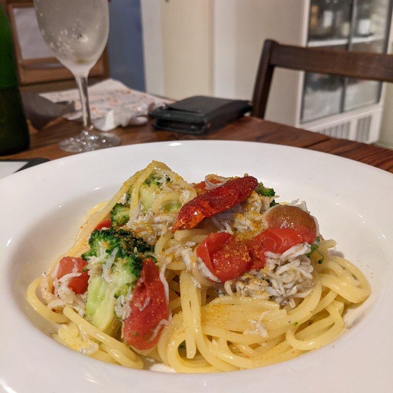 しらすとからすみのペペロンチーノ(Locanda Trattoria )