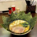 豚骨醤油らーめん(限定)(博多とんこつ 豚の足跡)