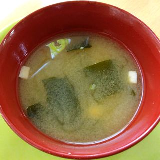豆腐とわかめの味噌汁(さくらキッチン )
