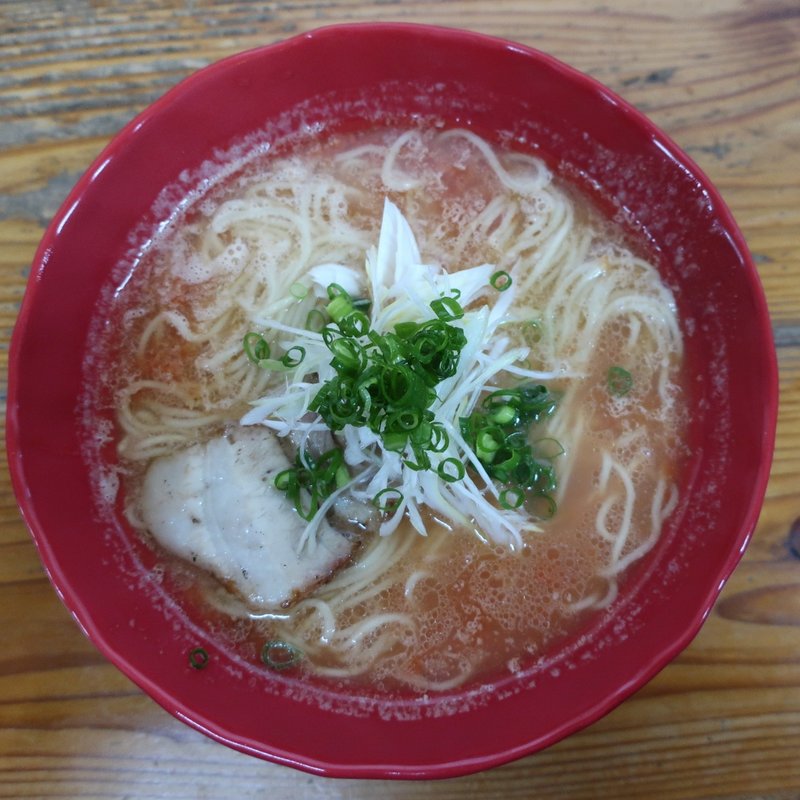 トマトらぁめん(自家製麺・縁 （エン）)