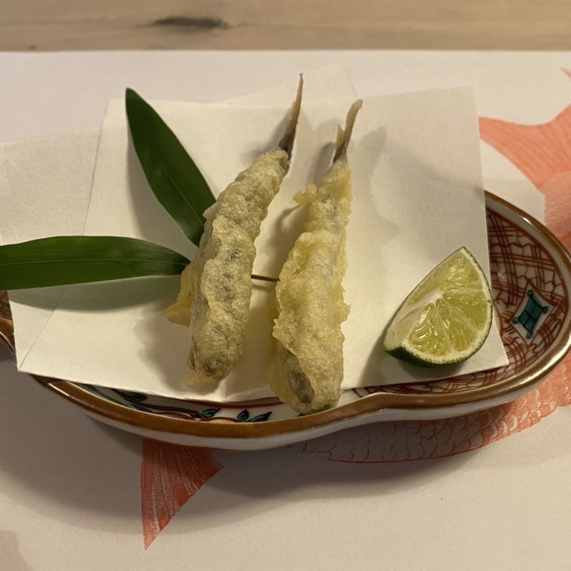 稚鮎の天ぷら(英ちゃん冨久鮓 （えいちゃんふくずし）)