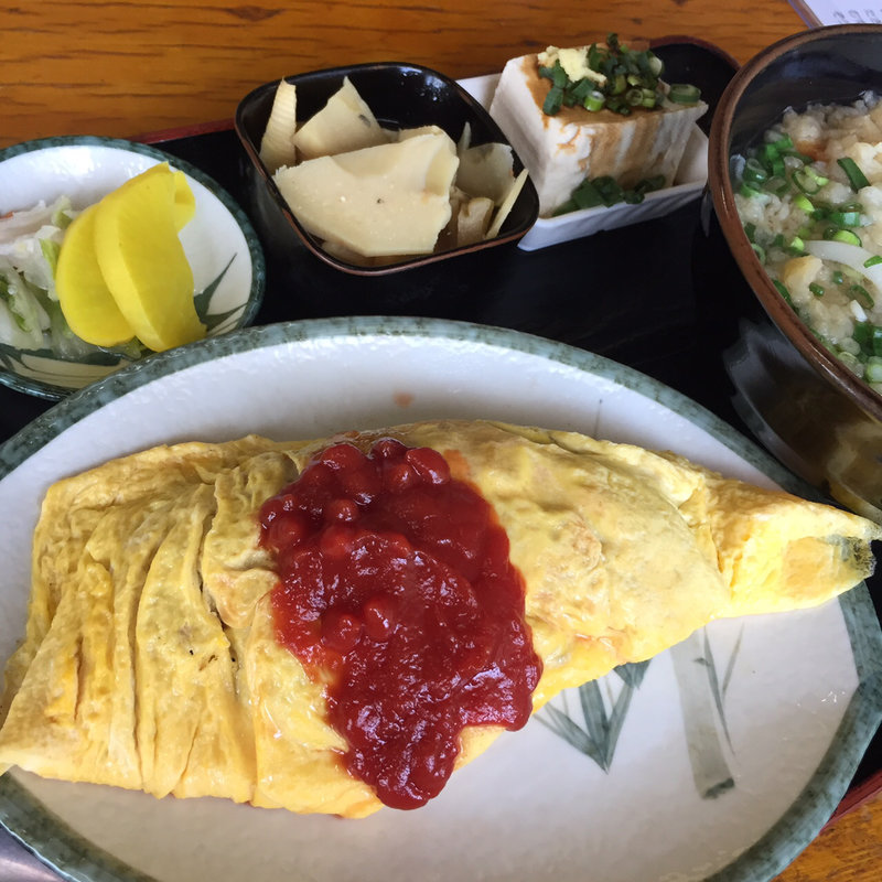 オムライス定食 (かけうどん 付き)(手打ちうどん専門店 加登多 )
