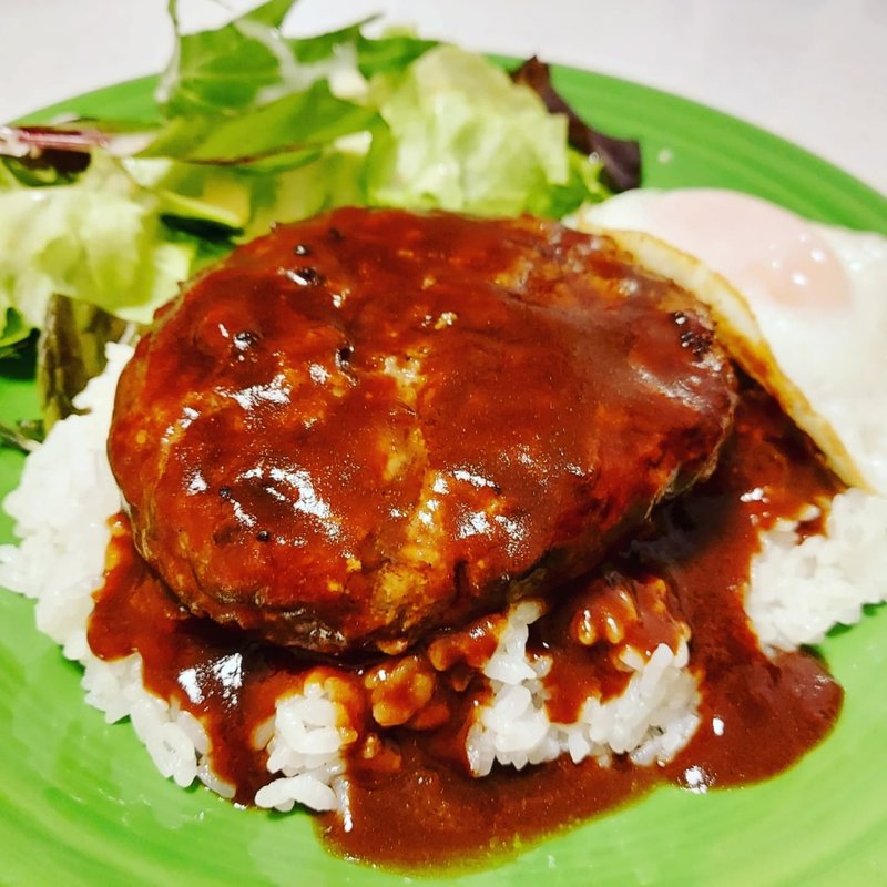 ロコモコ(イーワイズ （【旧店名】ハンバーガーランド）)