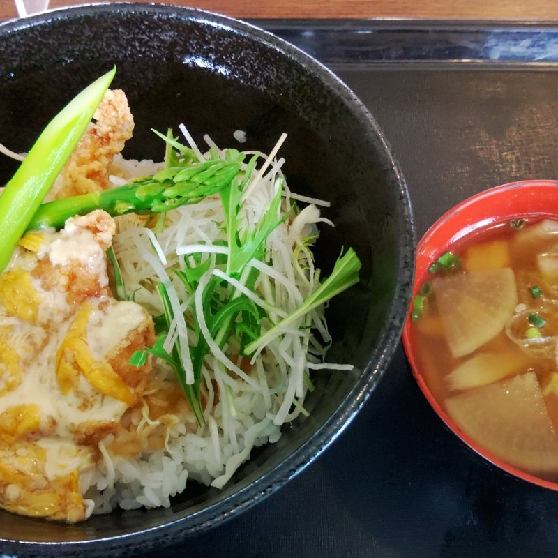 鶏唐揚親子丼(和田小屋 （わだごや）)