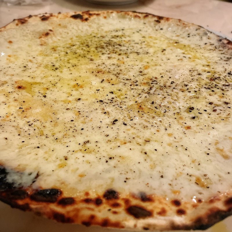 クワトロフォルマッジ(イル・ペンティート )